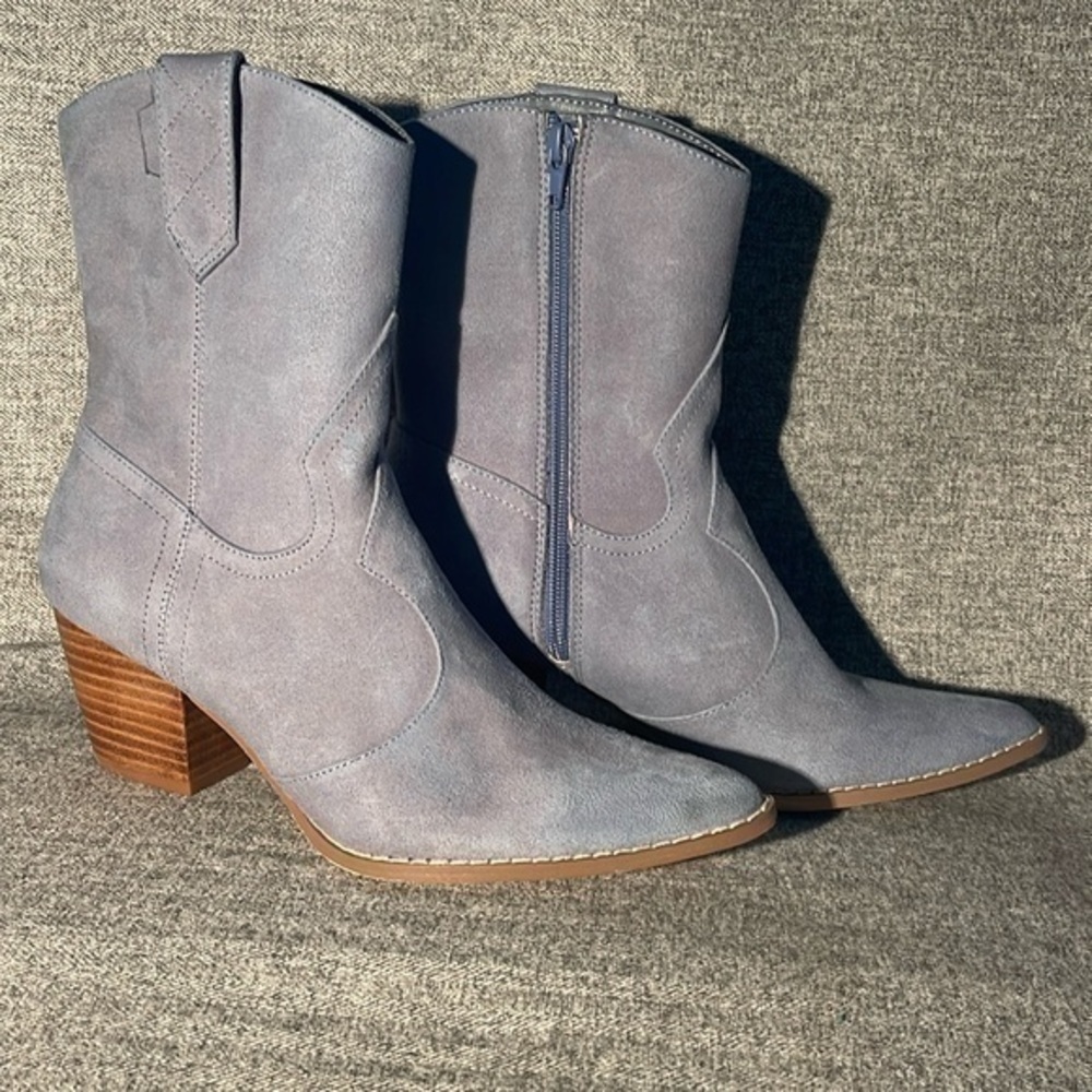 Matisse Coconuts Bambi Western Boots. NEW